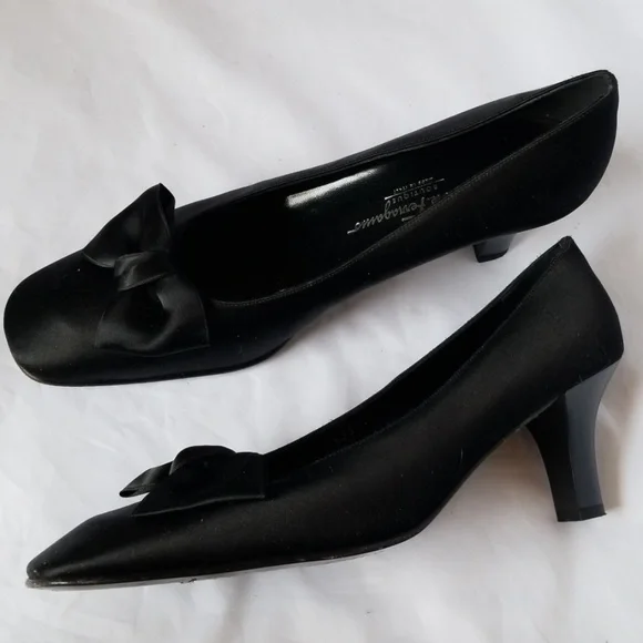 Salvatore Ferragamo Black Heels - Picture 2 of 7